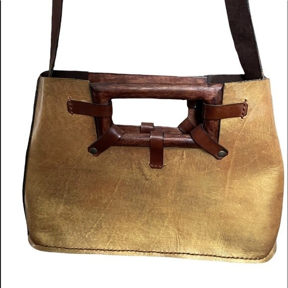 Hand Painted Leather Purse/Bag/Tote with Wooden Handles. Gold w/ Cross and Rose - Picture 6 of 10